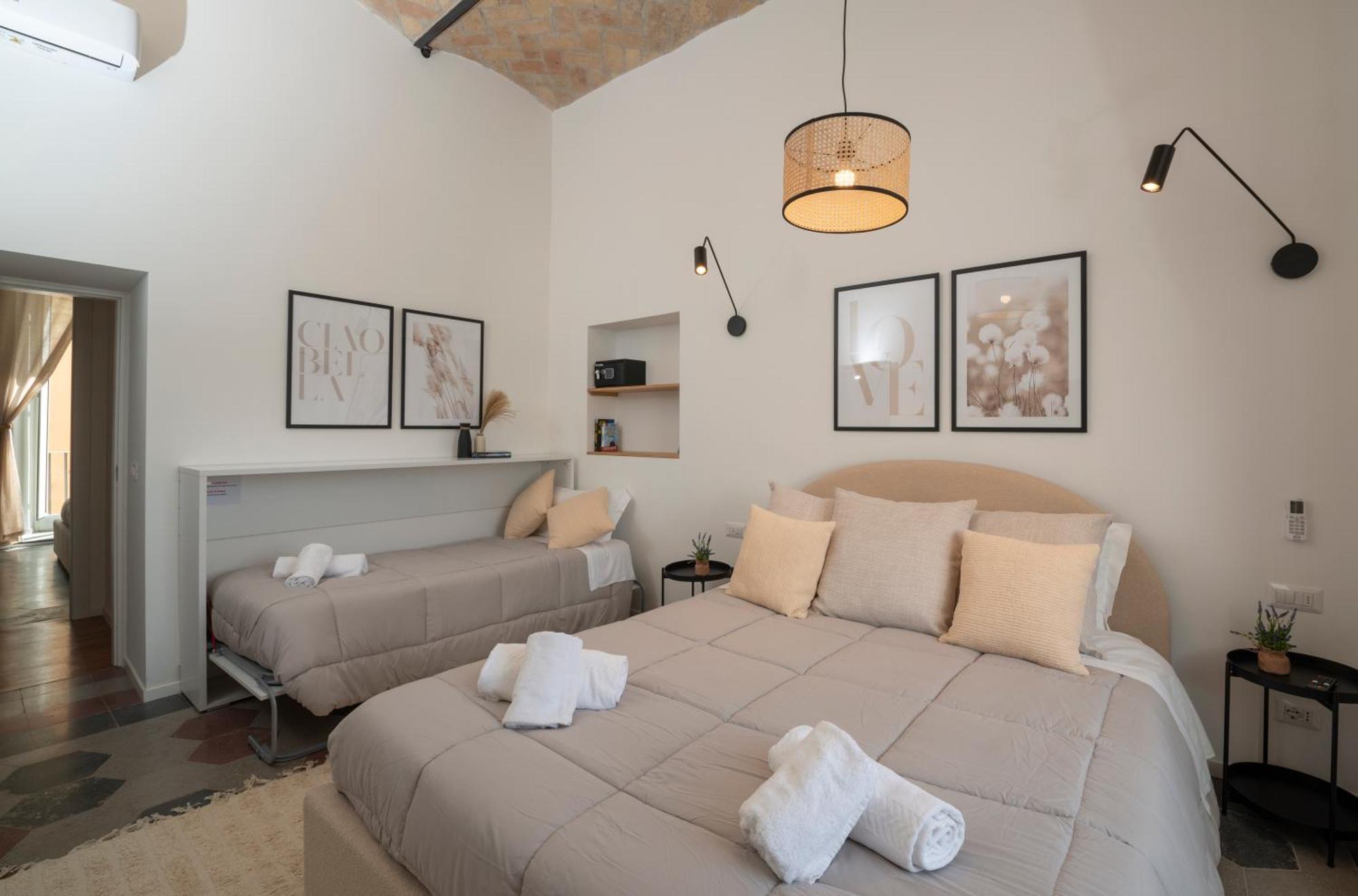 Colosseo Flats And Penthouse Roma Exterior foto