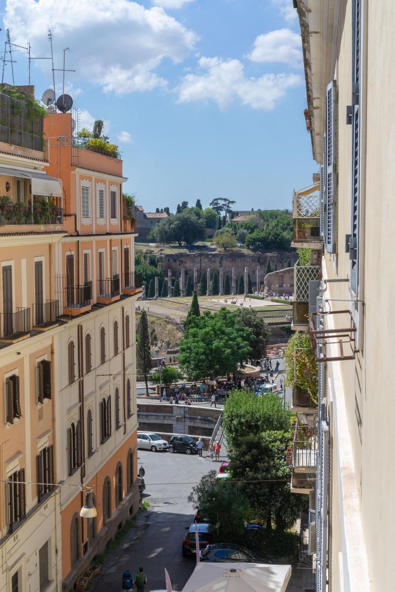 Colosseo Flats And Penthouse Roma Exterior foto